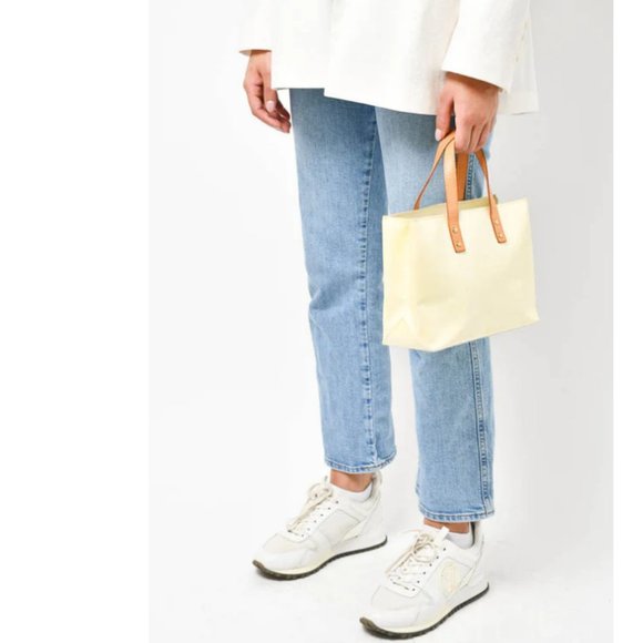 Louis Vuitton Reade PM Vernis in Pearle Tote - Picture 4 of 4